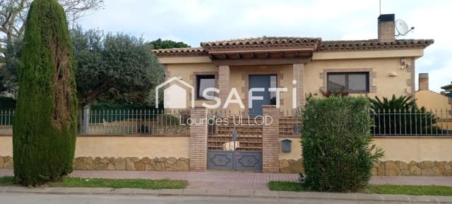 3 bedroom Villa for sale in Vilacolum, Torroella de Fluvià with pool garage - € 499,000 (Ref: 9543424)