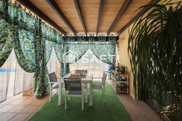 3 bedroom Villa for sale in Vilacolum, Torroella de Fluvià with pool garage - € 499,000 (Ref: 9543424)