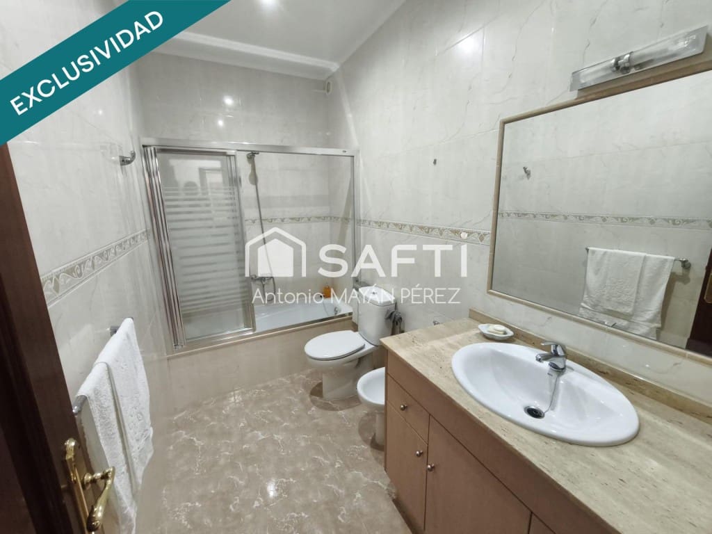 6 soverom Villa til salgs i Ribeira med garasje - € 750 000 (Ref: 9547895)