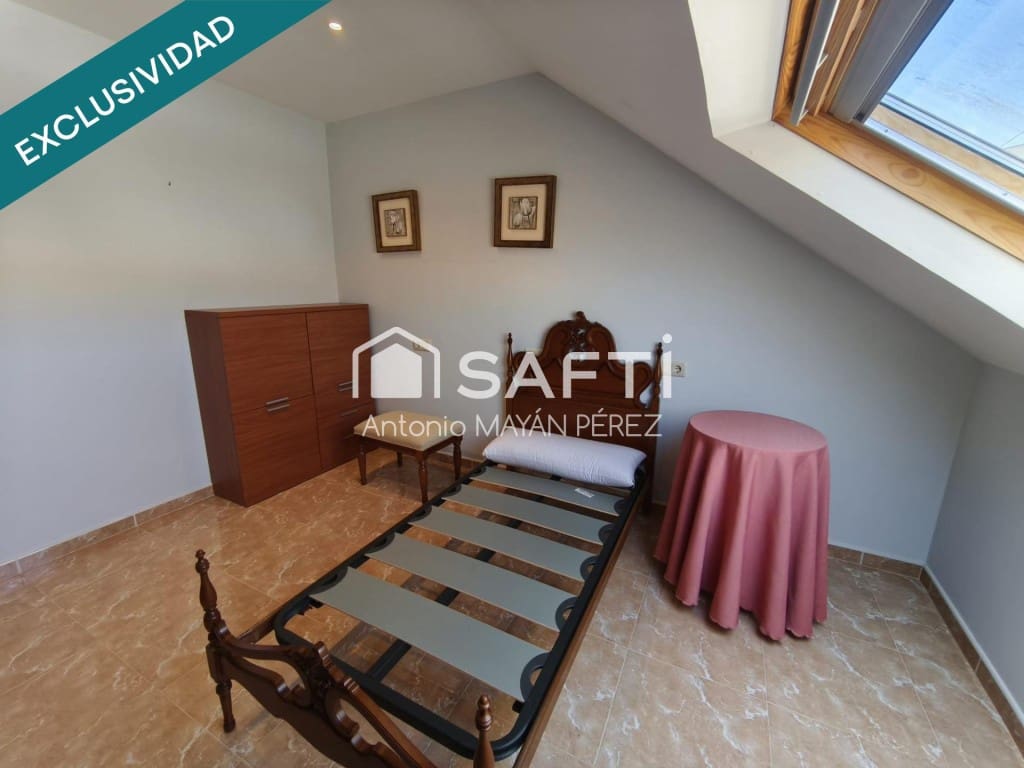 6 soverom Villa til salgs i Ribeira med garasje - € 750 000 (Ref: 9547895)