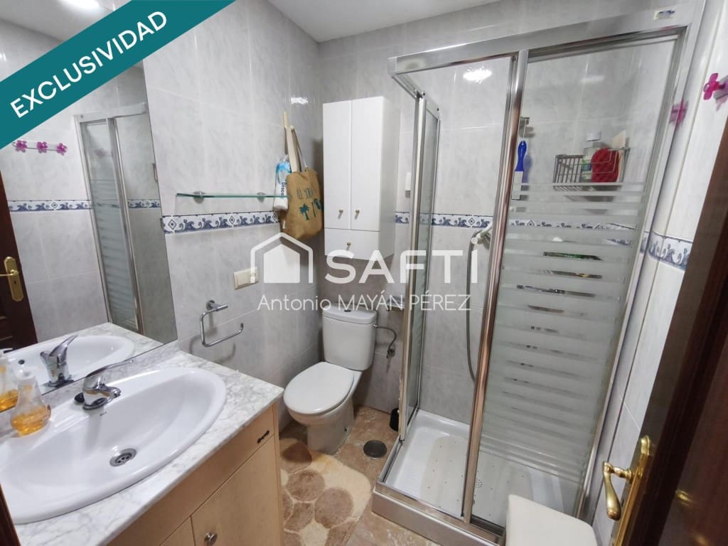 6 soverom Villa til salgs i Ribeira med garasje - € 750 000 (Ref: 9547895)