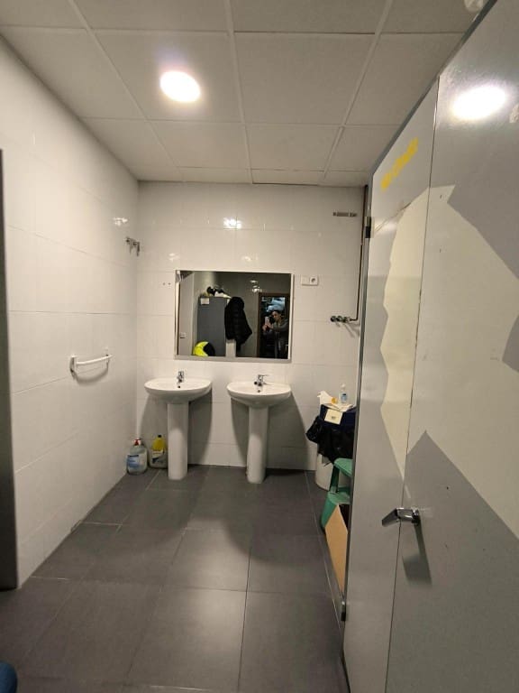 Commercial for sale in Cabanillas del Campo - € 735,000 (Ref: 9547901)