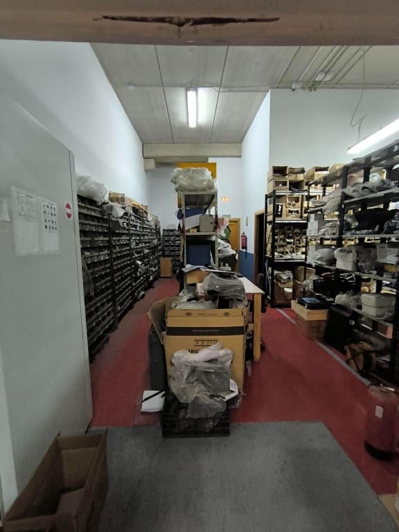 Commercial for sale in Cabanillas del Campo - € 735,000 (Ref: 9547901)