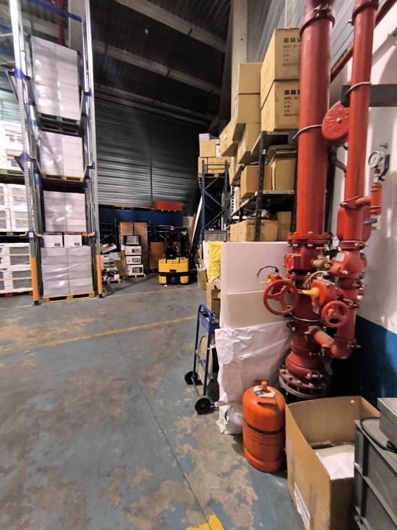 Commercial for sale in Cabanillas del Campo - € 735,000 (Ref: 9547901)