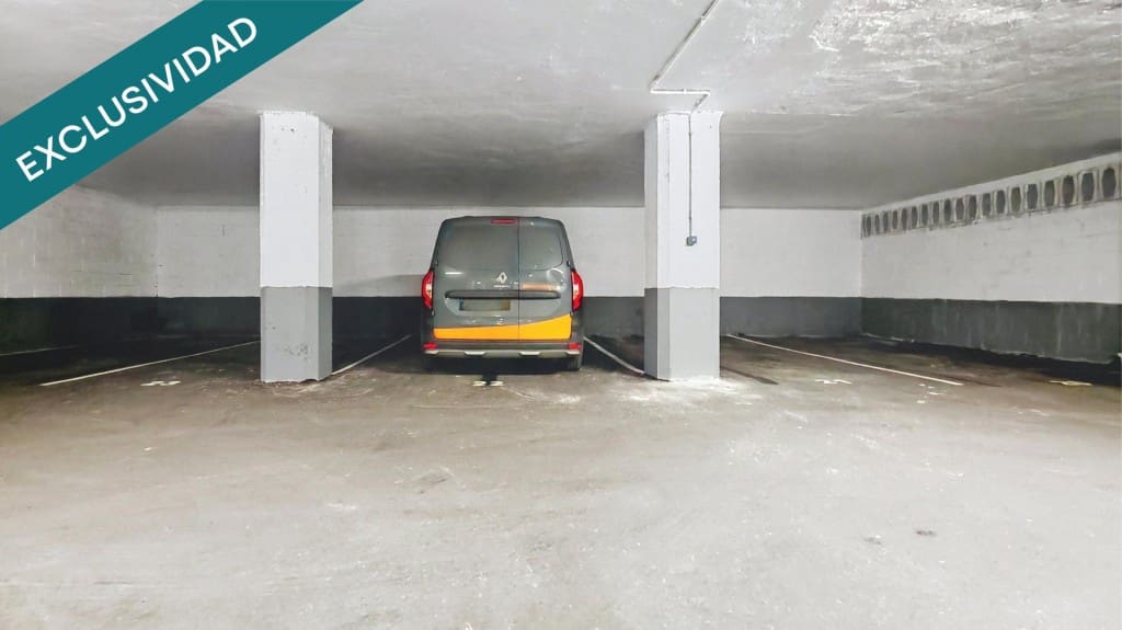 Autotalli myytävänä paikassa Gijon - 55 000 € (Ref: 9551215)