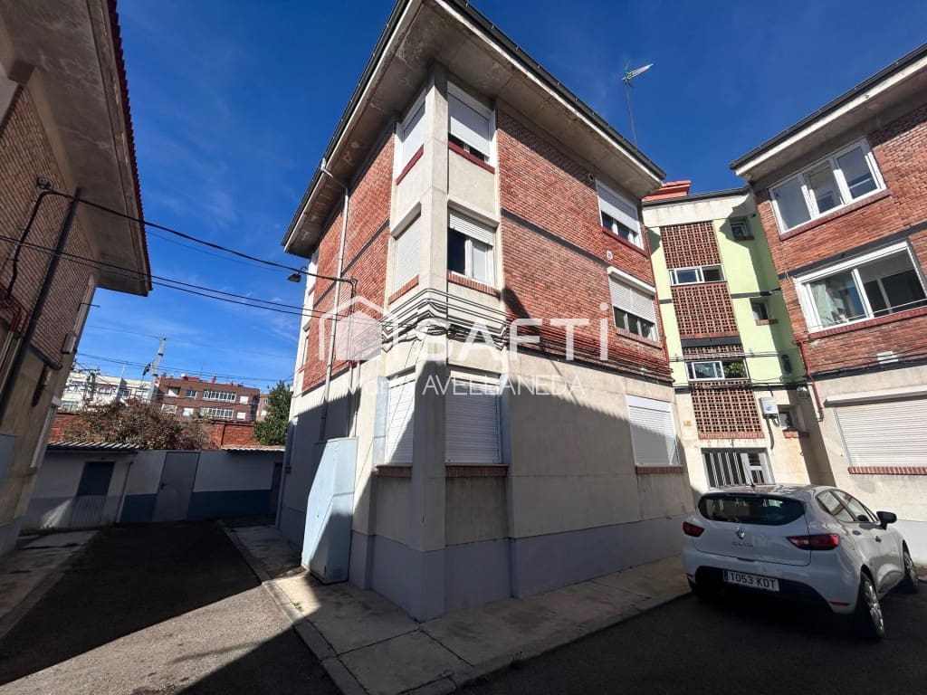 3 makuuhuone Huoneisto myytävänä paikassa Leon kaupunki - 65 000 € (Ref: 9551220)