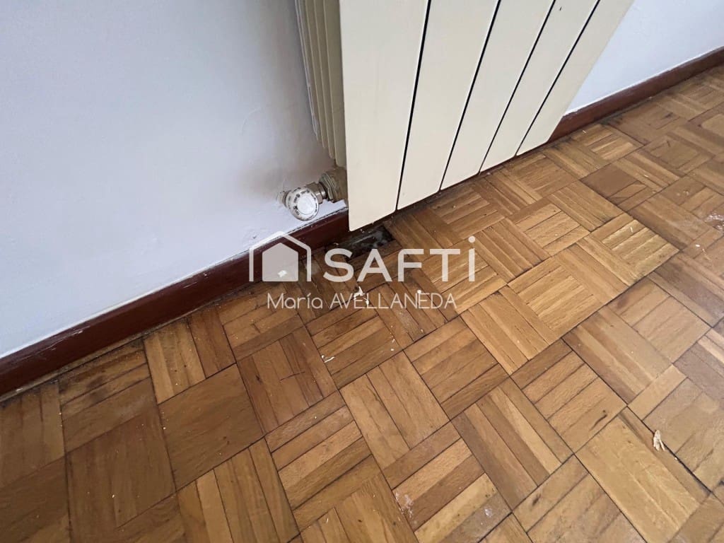 3 makuuhuone Huoneisto myytävänä paikassa Leon kaupunki - 65 000 € (Ref: 9551220)