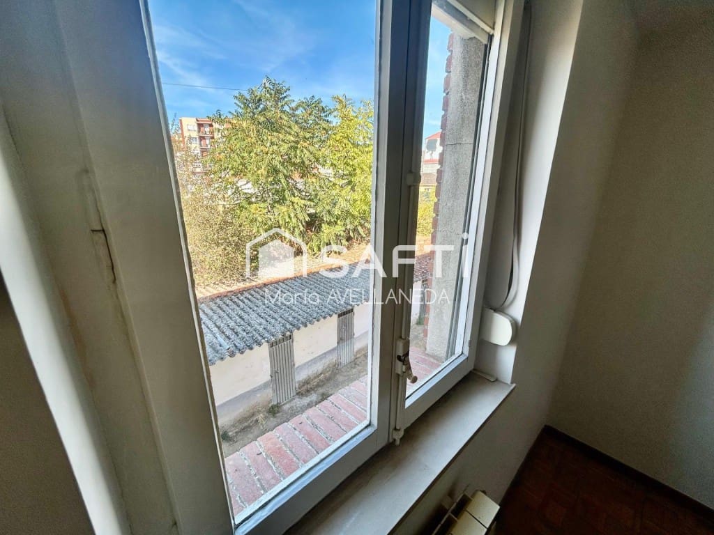 3 makuuhuone Huoneisto myytävänä paikassa Leon kaupunki - 65 000 € (Ref: 9551220)