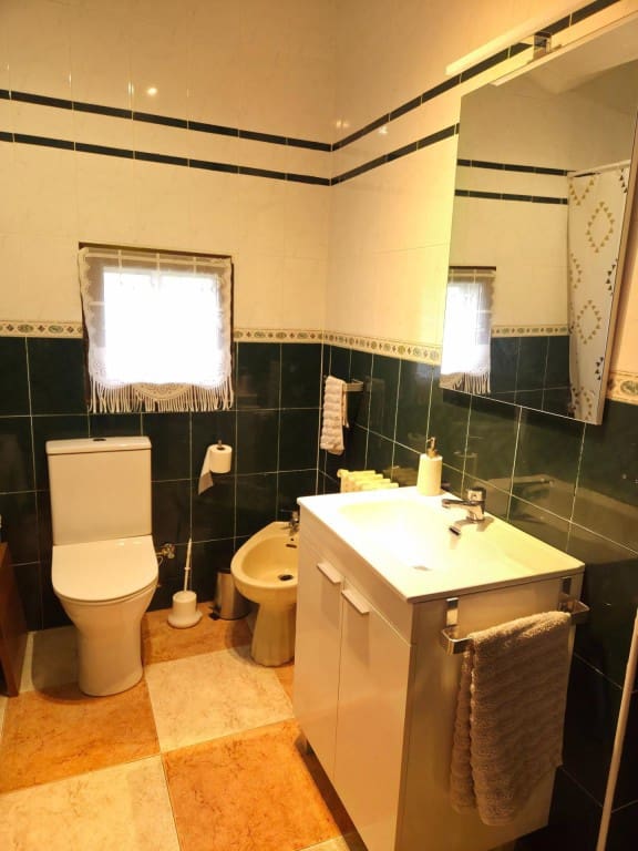 Finca/Casa Rural de 6 habitaciones en Castellanos de Villiquera en venta - 139.900 € (Ref: 9551226)