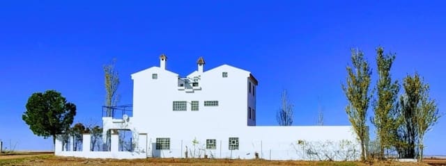 Finca/Casa Rural de 6 habitaciones en Castellanos de Villiquera en venta - 139.900 € (Ref: 9551226)