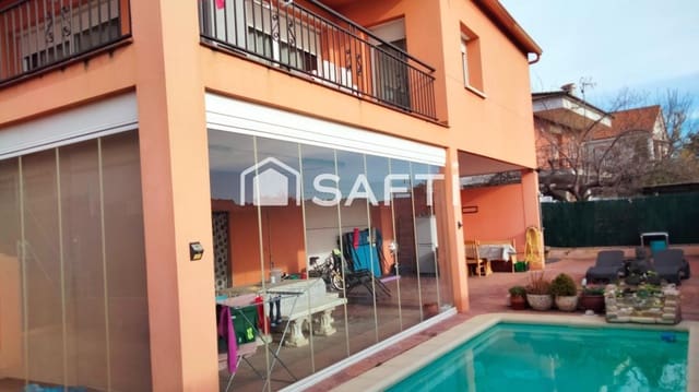 4 soveværelse Villa til salg i Piera med swimmingpool garage - € 370.000 (Ref: 9555550)