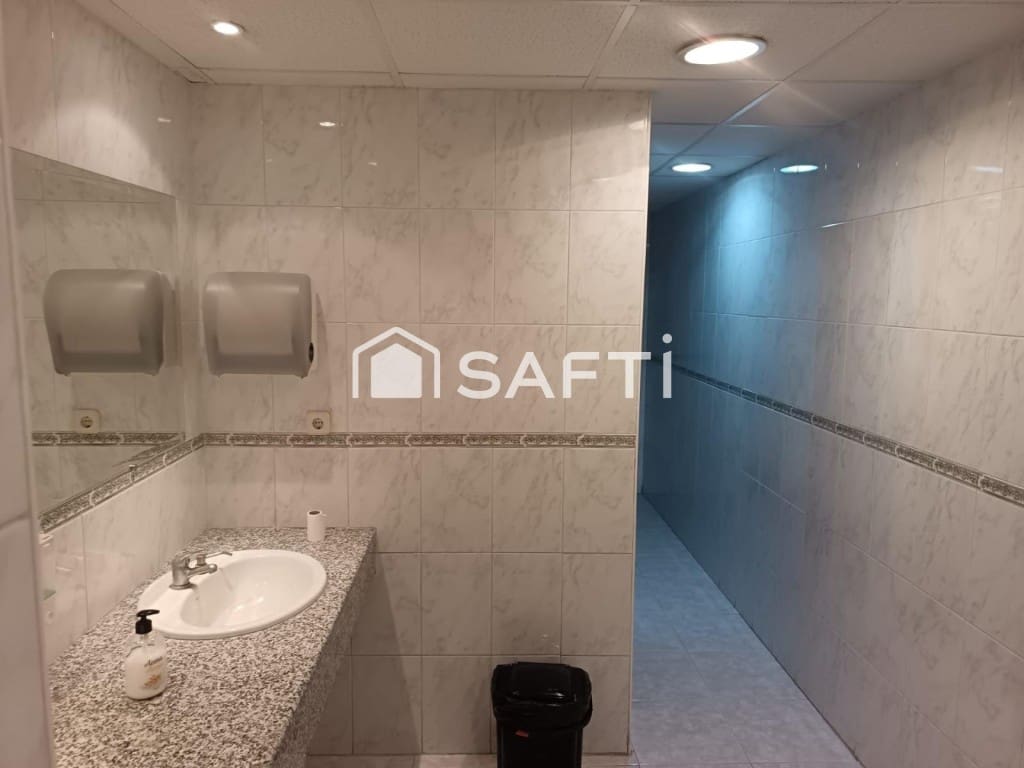 Erhverv til salg i Huecas - € 750.000 (Ref: 9555553)