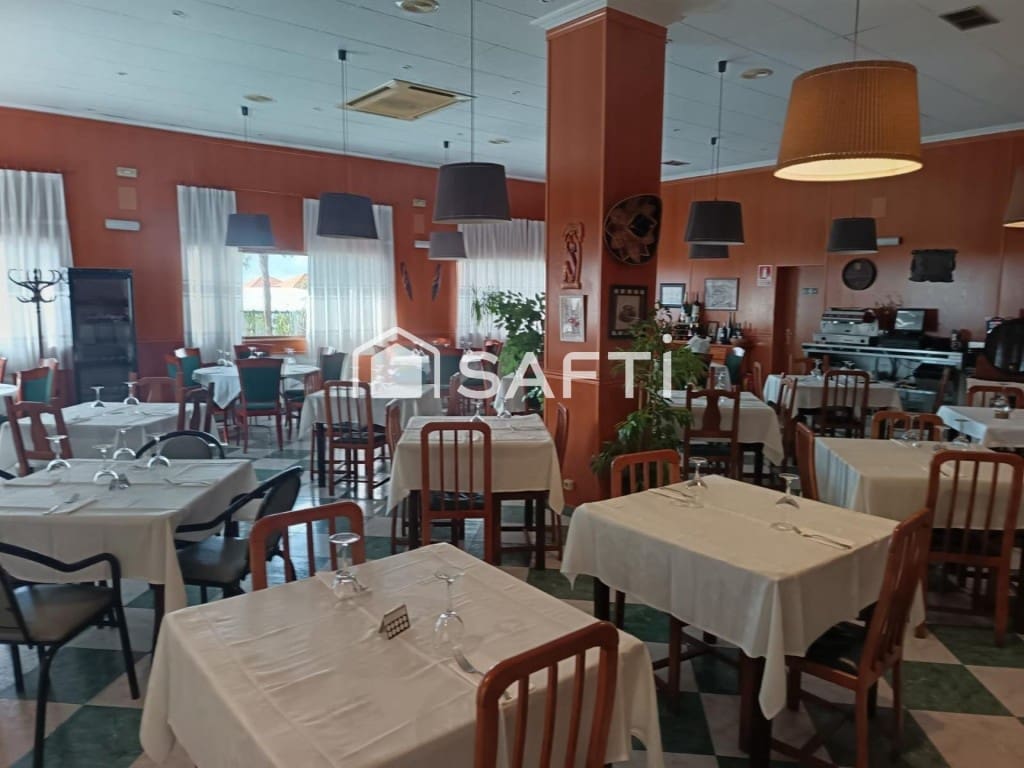 Erhverv til salg i Huecas - € 750.000 (Ref: 9555553)