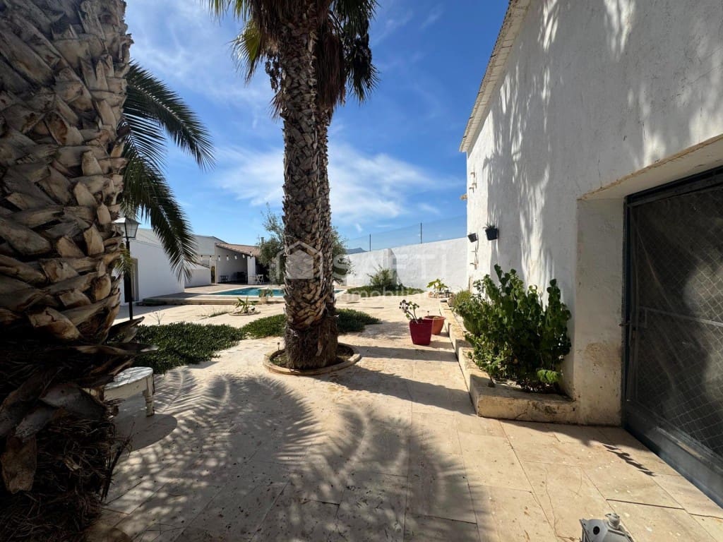 5 soverom Finca/Herregård til salgs i Jumilla med svømmebasseng garasje - € 350 000 (Ref: 9555554)