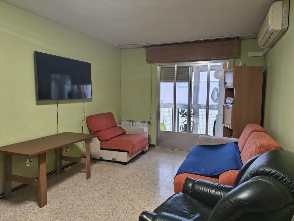 Apartamento de 4 habitaciones en Guadalajara ciudad en venta - 250.000 € (Ref: 9555556)