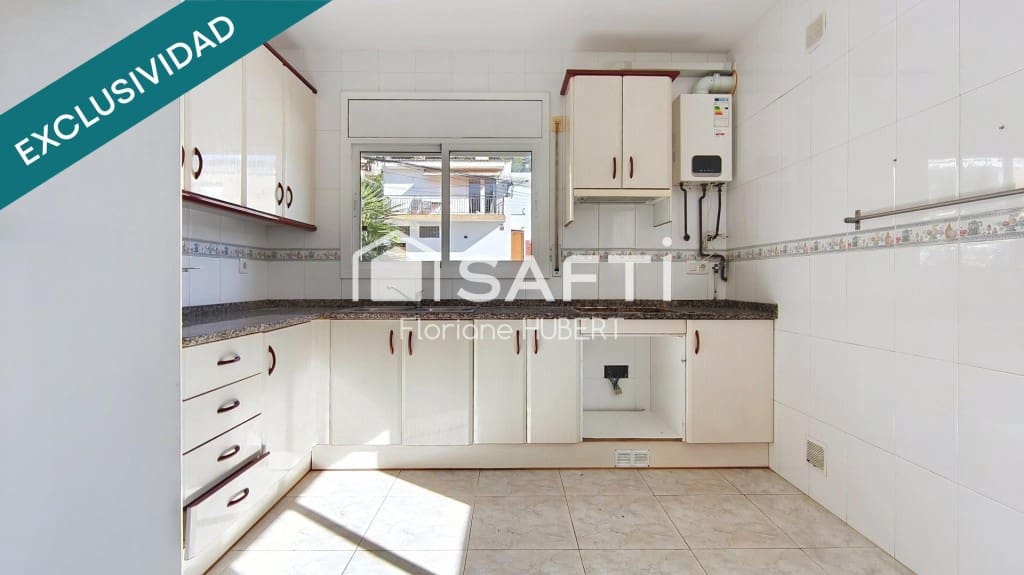 4 quarto Moradia para venda em Calafell com piscina garagem - 280 000 € (Ref: 9561610)