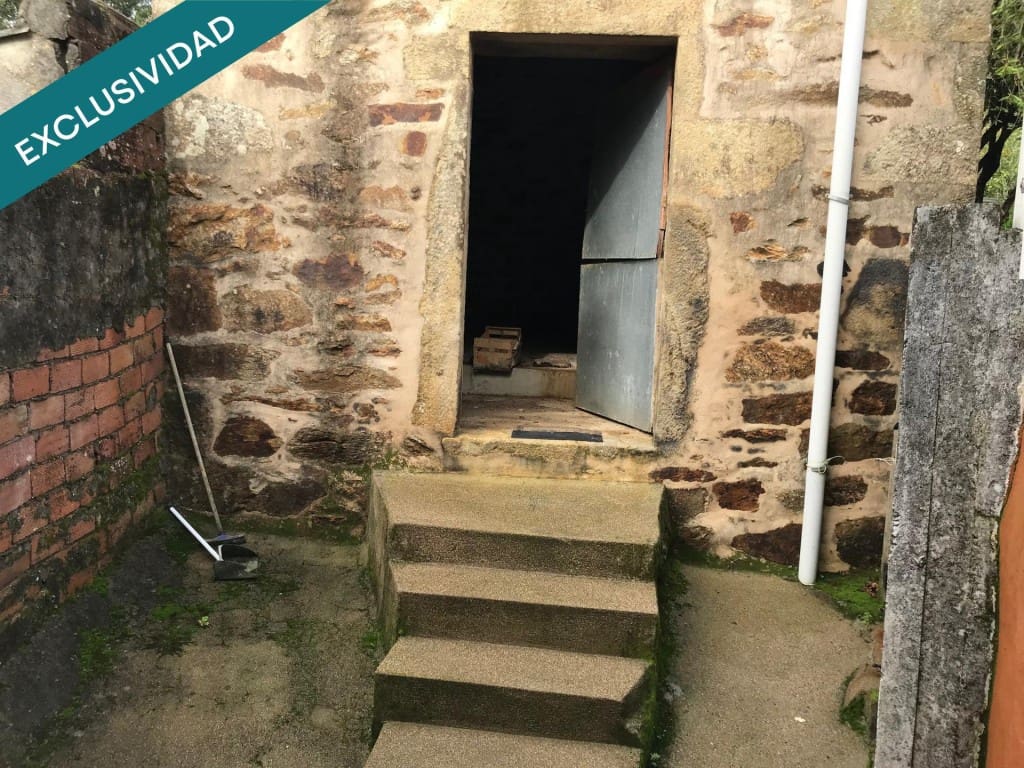 3 quarto Moradia em Banda para venda em Noia - 80 000 € (Ref: 9561616)