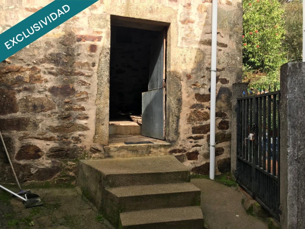 3 quarto Moradia em Banda para venda em Noia - 80 000 € (Ref: 9561616)