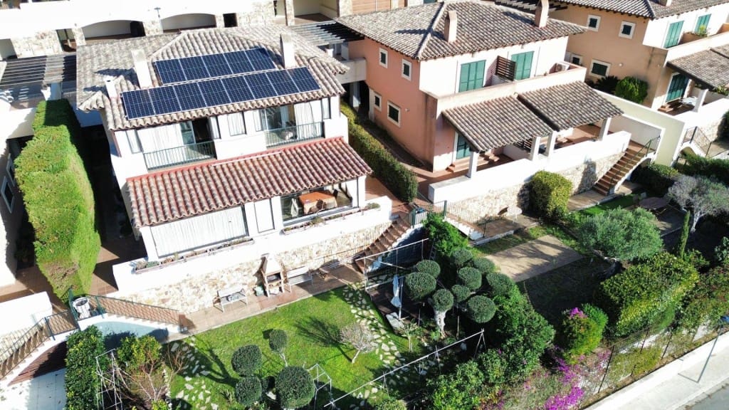 3 chambre Villa/Maison Mitoyenne à vendre à Tossa de Mar avec piscine - 950 000 € (Ref: 9561619)