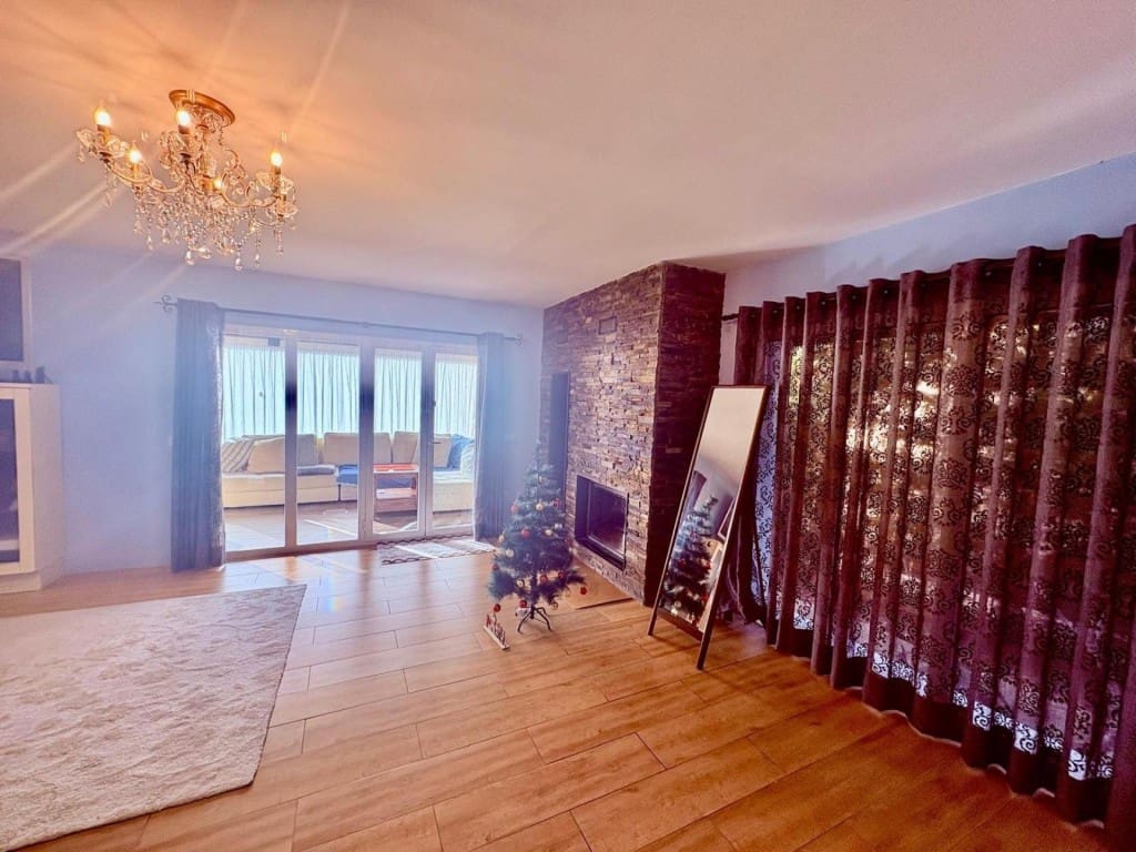 3 chambre Villa/Maison Mitoyenne à vendre à Tossa de Mar avec piscine - 950 000 € (Ref: 9561619)