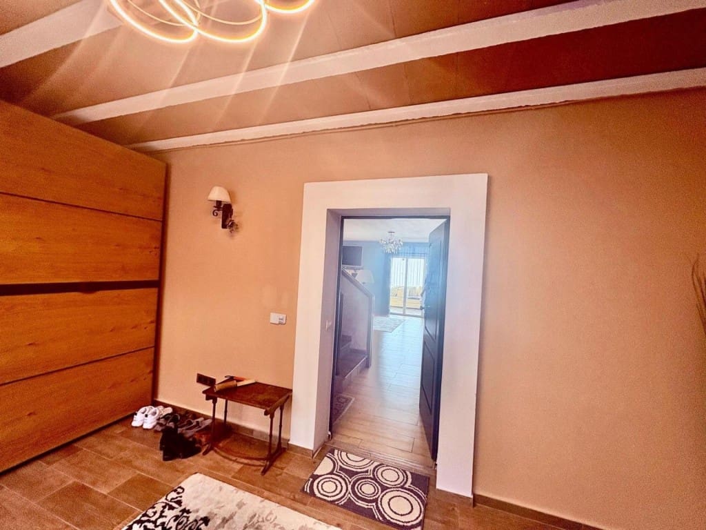 3 chambre Villa/Maison Mitoyenne à vendre à Tossa de Mar avec piscine - 950 000 € (Ref: 9561619)