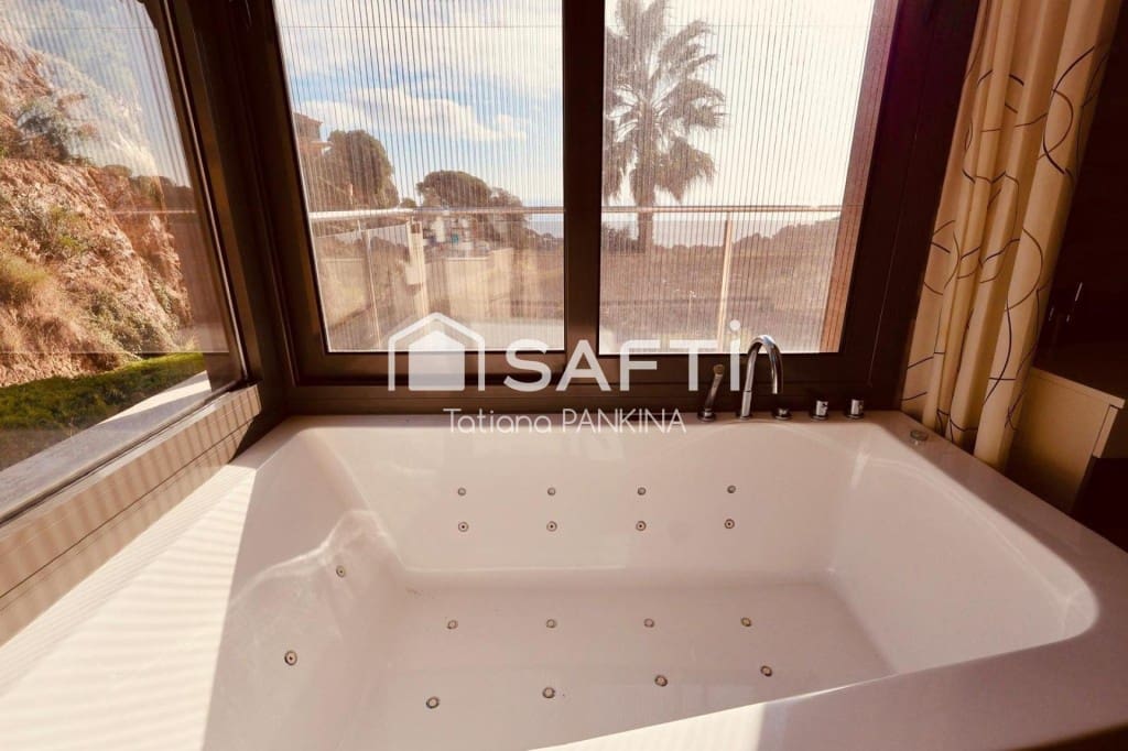 5 chambre Villa/Maison Mitoyenne à vendre à Tossa de Mar avec piscine garage - 2 500 000 € (Ref: 9561620)