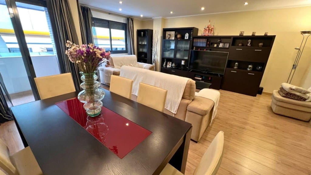 3 chambre Appartement à vendre à Elda avec garage - 253 000 € (Ref: 9561623)