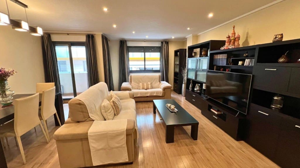 3 chambre Appartement à vendre à Elda avec garage - 253 000 € (Ref: 9561623)