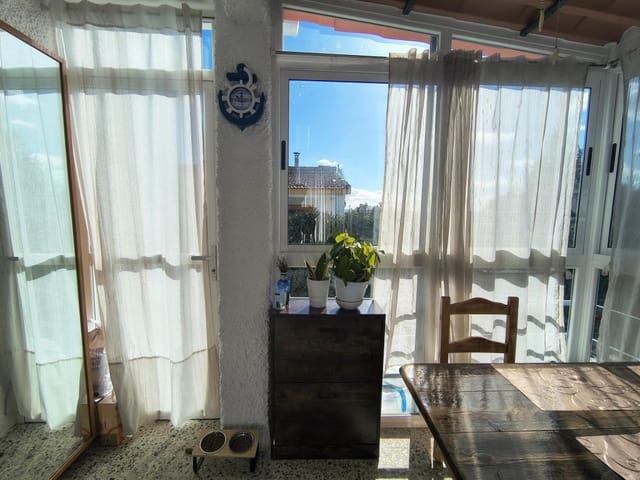 3 bedroom Villa for sale in Parque de las Castillas, Torrejón del Rey with pool garage - € 259,000 (Ref: 9561625)