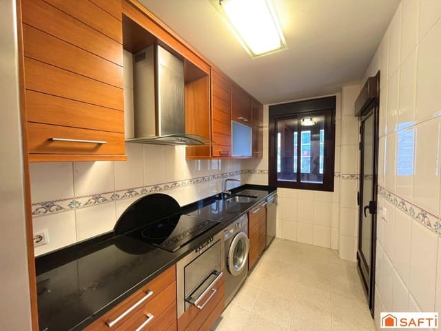 1 bedroom Apartment for rent in Alcalá de Henares - € 1,100 (Ref: 9561634)