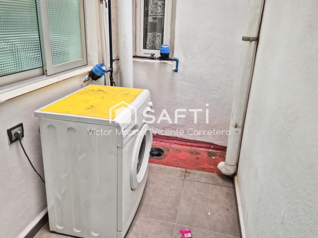 3 slaapkamer Appartement te huur in Sagunto / Sagunt - € 900 (Ref: 9564989)