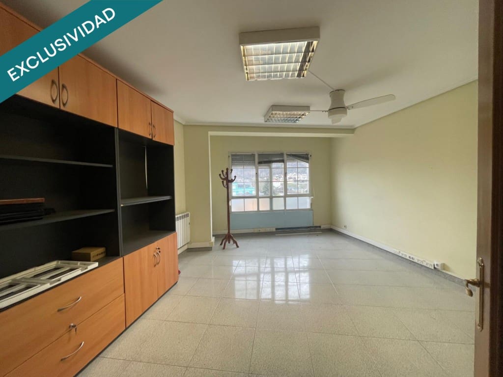 3 slaapkamer Appartement te koop in Vega de Espinareda - € 53.000 (Ref: 9564990)