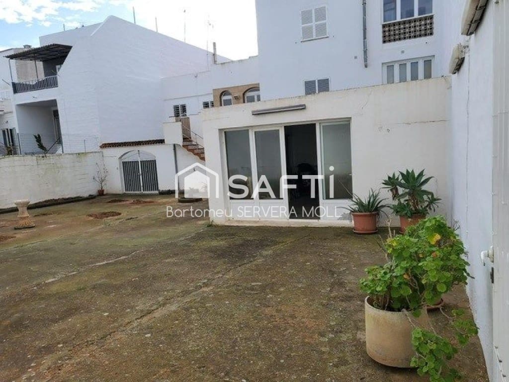 Byggegrund til salg i Ciutadella de Menorca - € 315.000 (Ref: 9568347)