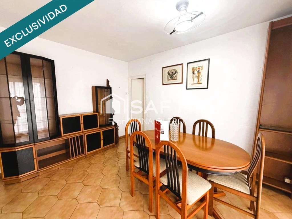Apartamento de 3 habitaciones en Blanes en venta - 148.000 € (Ref: 9568350)