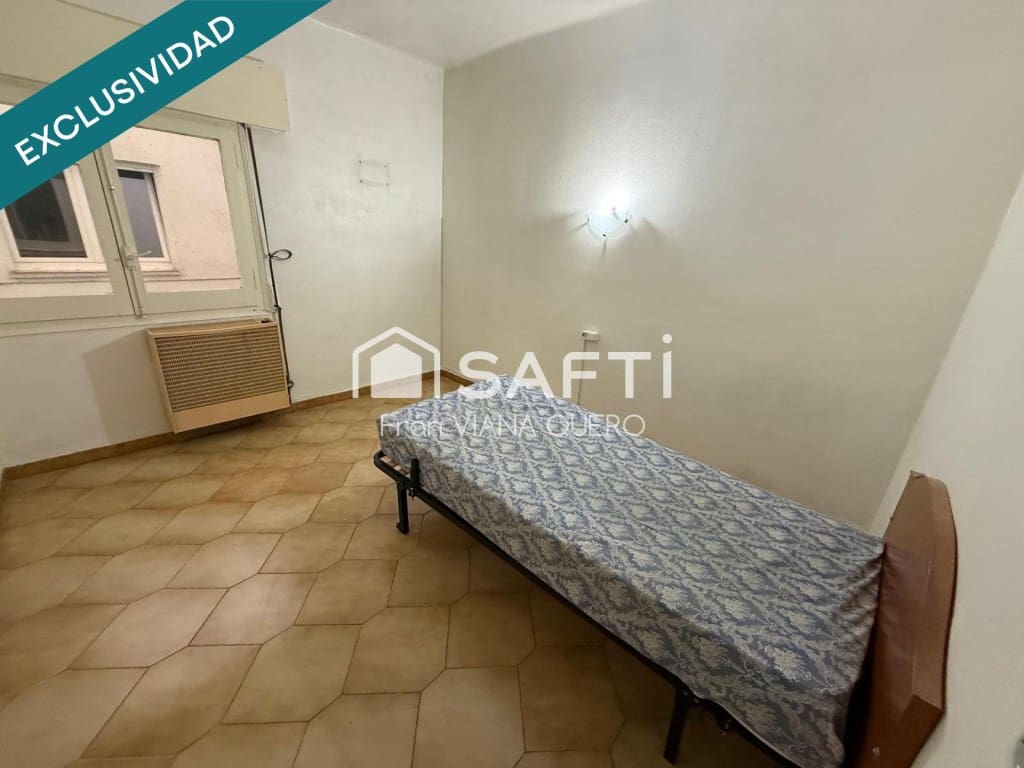 Apartamento de 3 habitaciones en Blanes en venta - 148.000 € (Ref: 9568350)