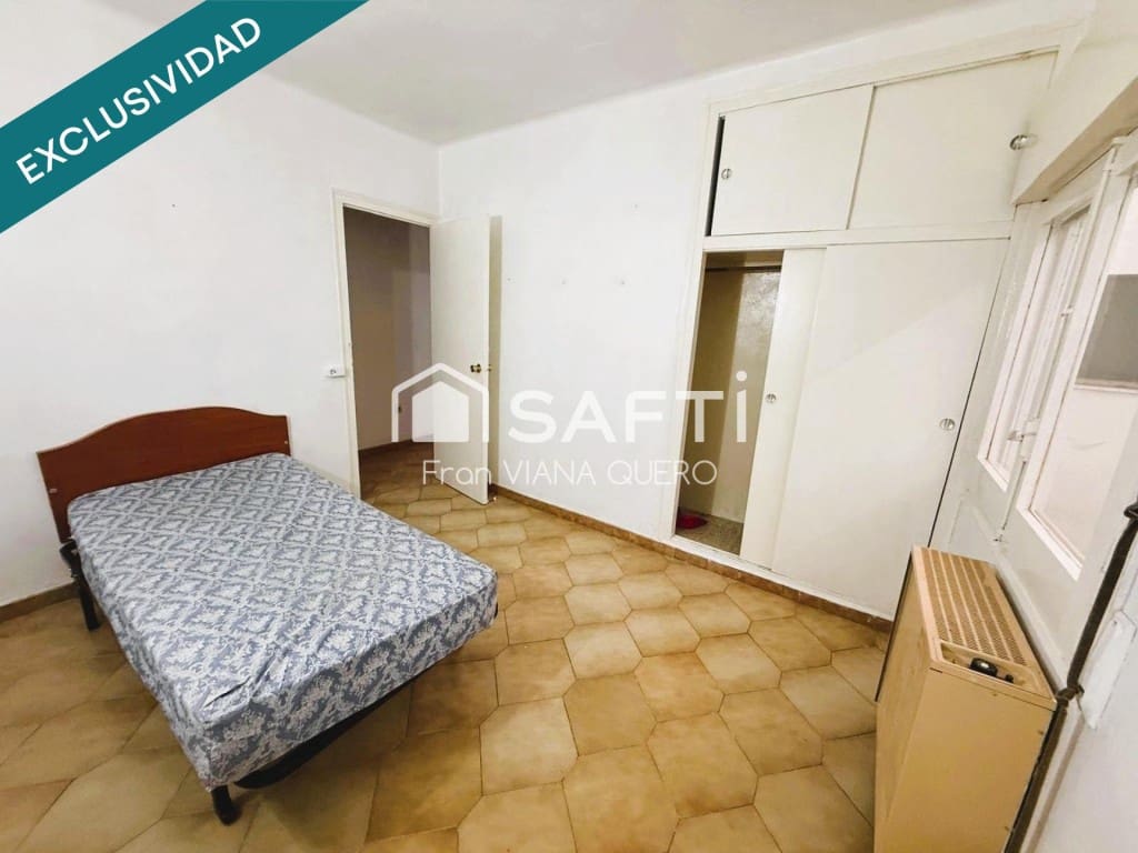 Apartamento de 3 habitaciones en Blanes en venta - 148.000 € (Ref: 9568350)
