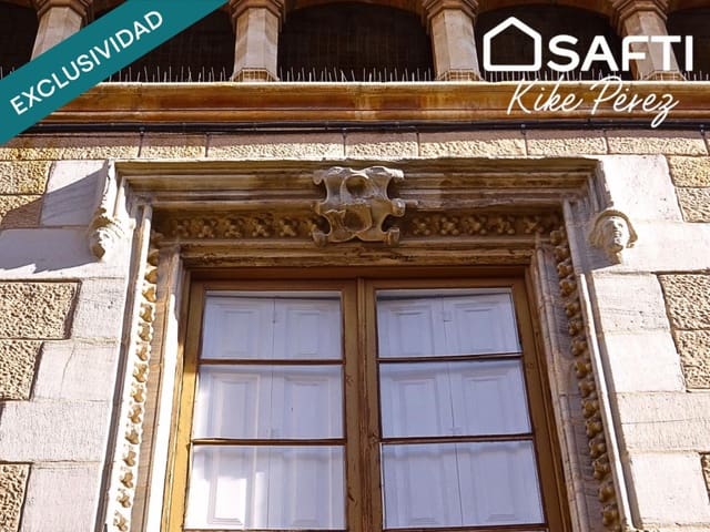 5 chambre Villa/Maison Mitoyenne à vendre à Esparreguera avec garage - 449 000 € (Ref: 9568352)