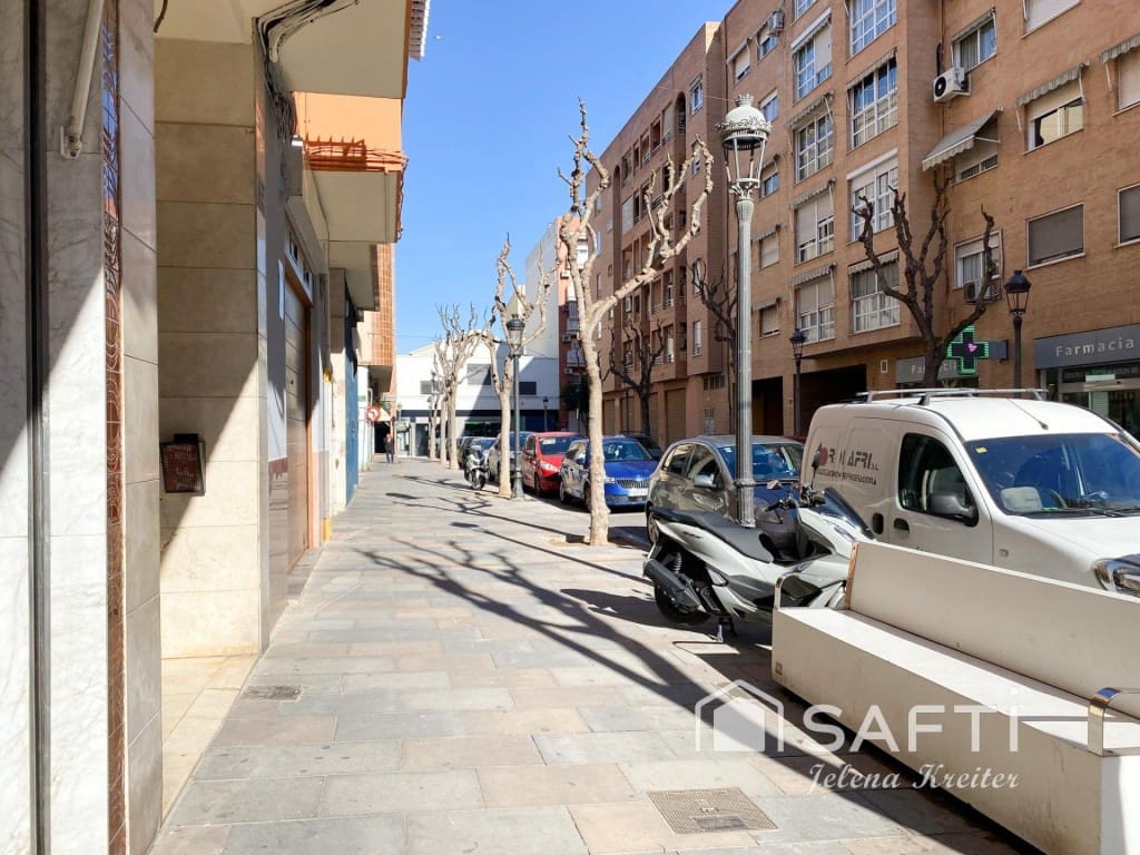 Local Comercial en Mislata en alquiler - 700 € (Ref: 9568354)