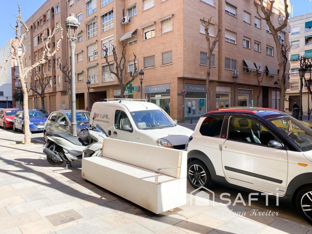 Local Comercial en Mislata en alquiler - 700 € (Ref: 9568354)