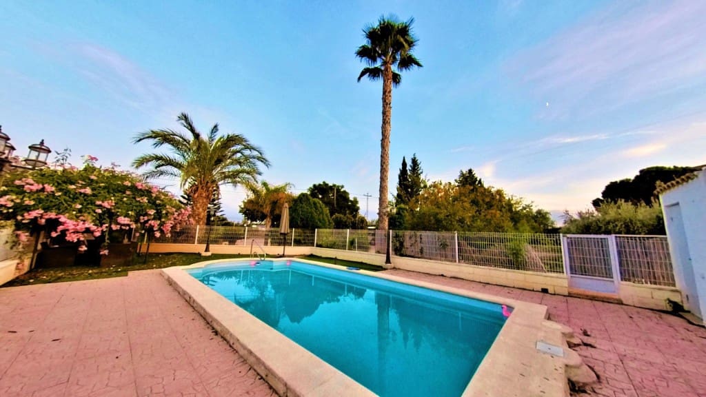 4 Zimmer Finca/Landgut zu verkaufen in Novelda mit Pool - 420.000 € (Ref: 9568355)