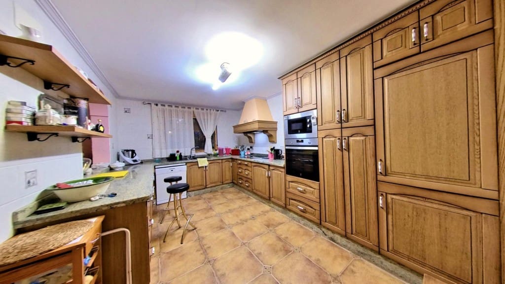 4 Zimmer Finca/Landgut zu verkaufen in Novelda mit Pool - 420.000 € (Ref: 9568355)