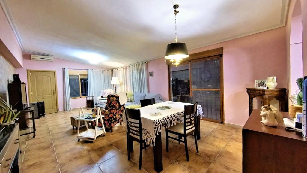 4 Zimmer Finca/Landgut zu verkaufen in Novelda mit Pool - 420.000 € (Ref: 9568355)