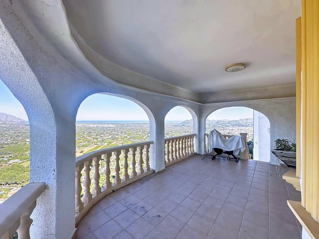 4 soveværelse Villa til salg i Pedreguer med swimmingpool - € 1.300.000 (Ref: 9570970)