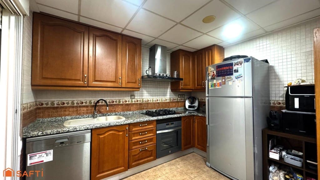 7 makuuhuone Rivitalo myytävänä paikassa Aspe mukana 
autotalli - 261 000 € (Ref: 9570974)