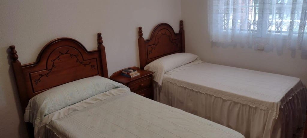 3 sypialnia Willa na sprzedaż w Pioz - 328 000 € (Ref: 9570976)