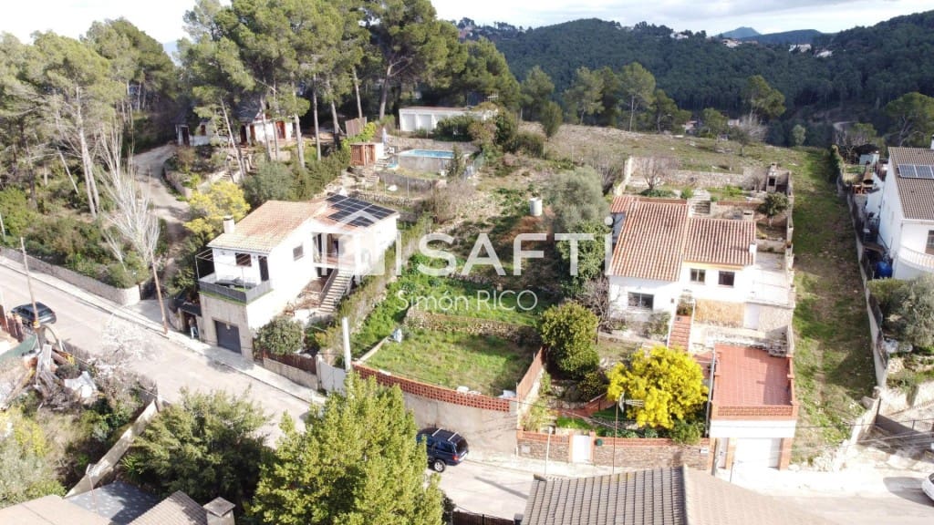 Solar/Parcela en Vallirana en venta - 77.000 € (Ref: 9574455)