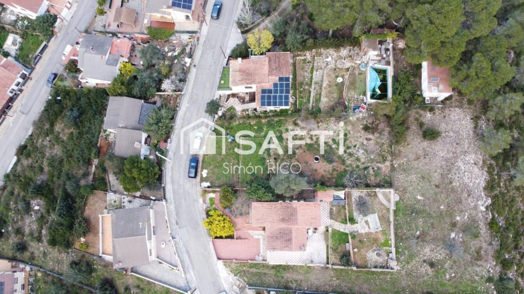 Solar/Parcela en Vallirana en venta - 77.000 € (Ref: 9574455)