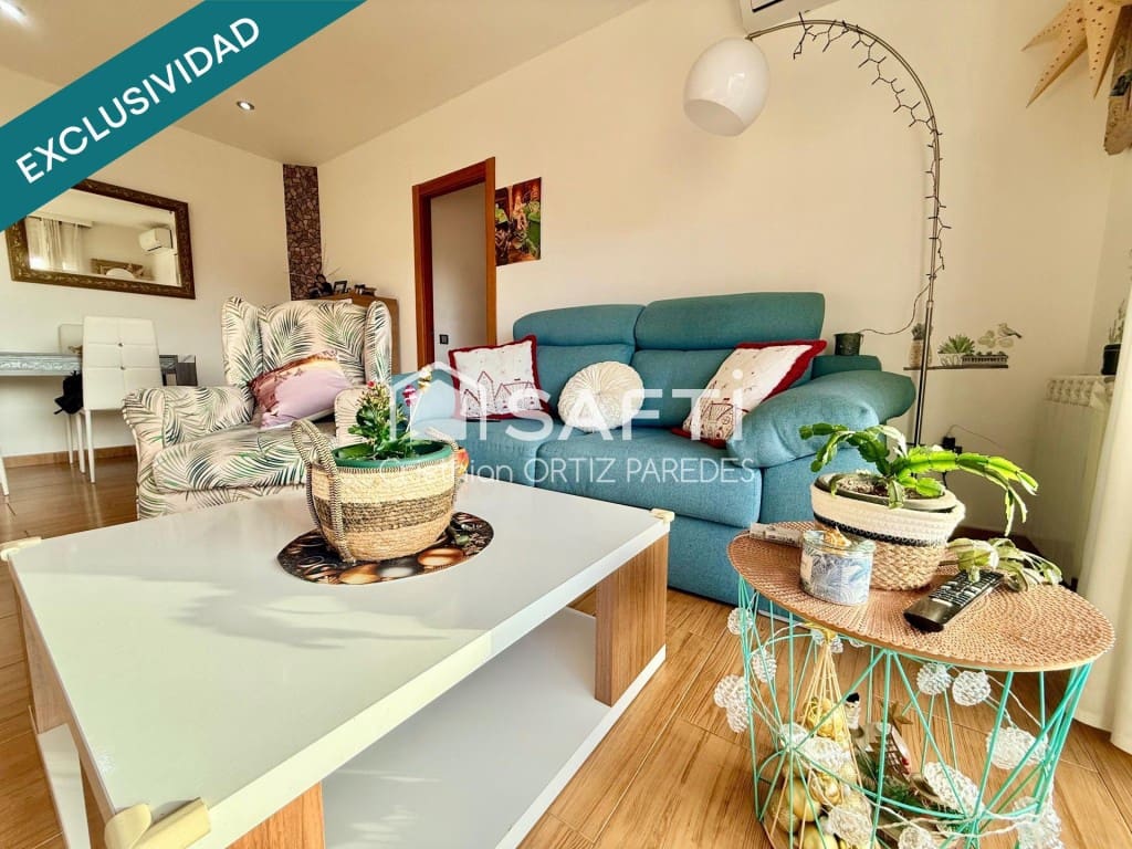 Apartamento de 2 habitaciones en Blanes en venta - 204.000 € (Ref: 9574458)