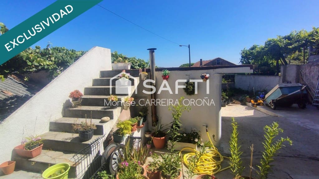 4 soveværelse Villa til salg i Santiago de Compostela - € 320.000 (Ref: 9574459)