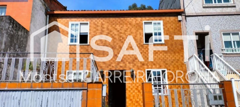 4 camera da letto Villetta a Schiera in vendita in Santiago de Compostela con garage - 129.000 € (Rif: 9574460)